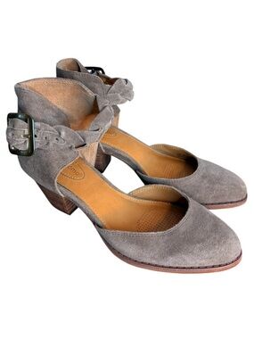CORSO COMO Grey Taupe Suede Chunky Heel Sandals Strappy Braided Size 8